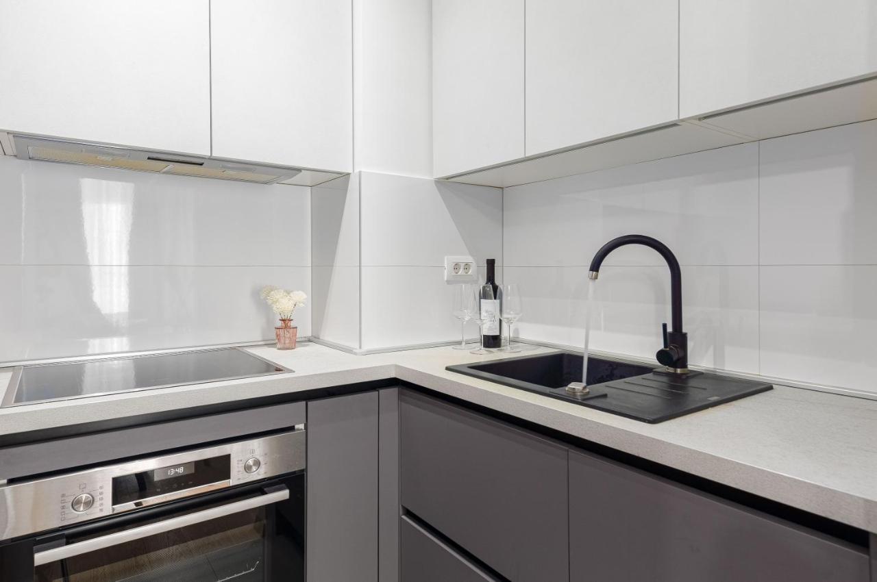 Apartment Abia Znjan Split Exteriör bild